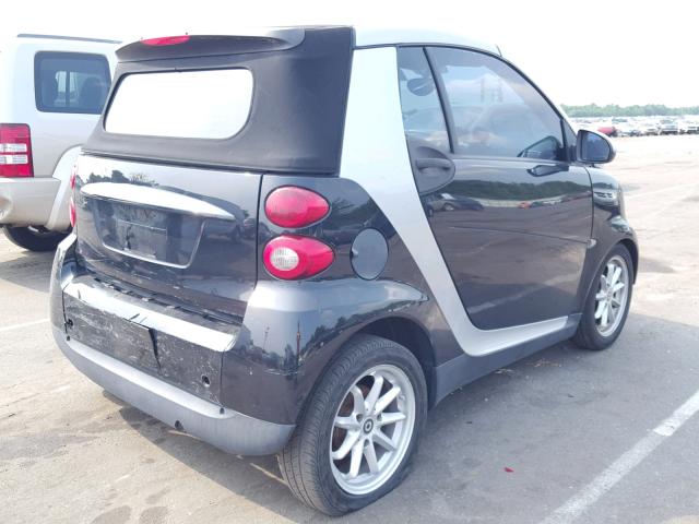 WMEEK31X18K126852 - 2008 SMART FORTWO PAS 银色 照片 4