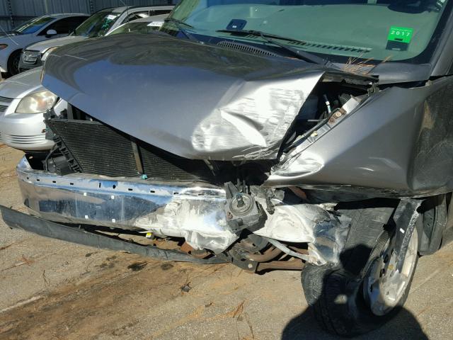 1GBUGEB43A1179127 - 2010 CHEVROLET EXPRESS G1 SILVER photo 9