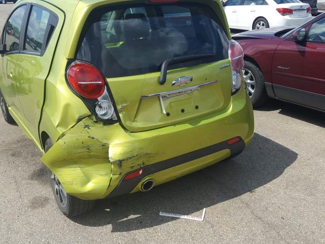 KL8CF6S97DC522292 - 2013 CHEVROLET SPARK 2LT YELLOW photo 9