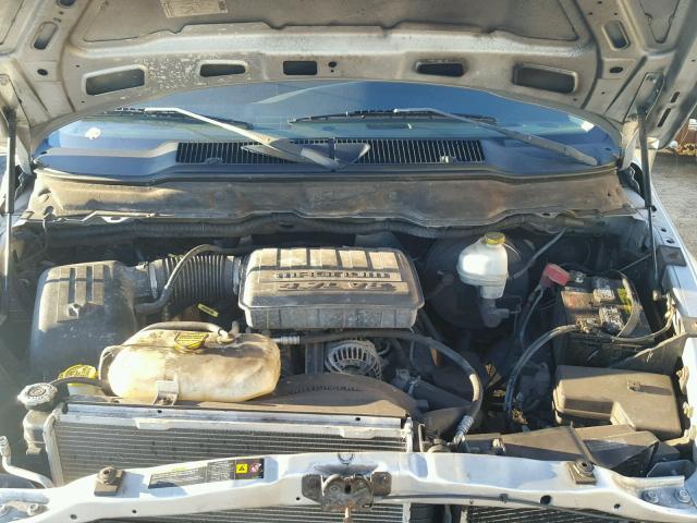 1D7HA18N04S704964 - 2004 DODGE RAM 1500 S SILVER photo 7