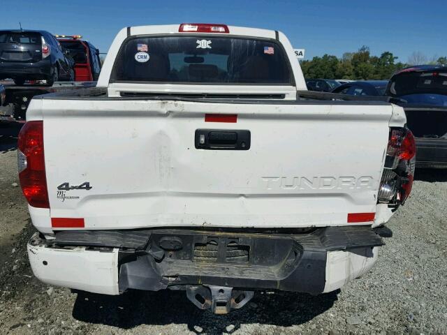 5TFAW5F1XEX360049 - 2014 TOYOTA TUNDRA CRE WHITE photo 9