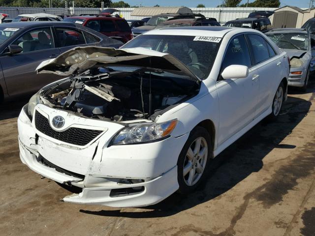 4T1BK46K28U563229 - 2008 TOYOTA CAMRY LE WHITE photo 2