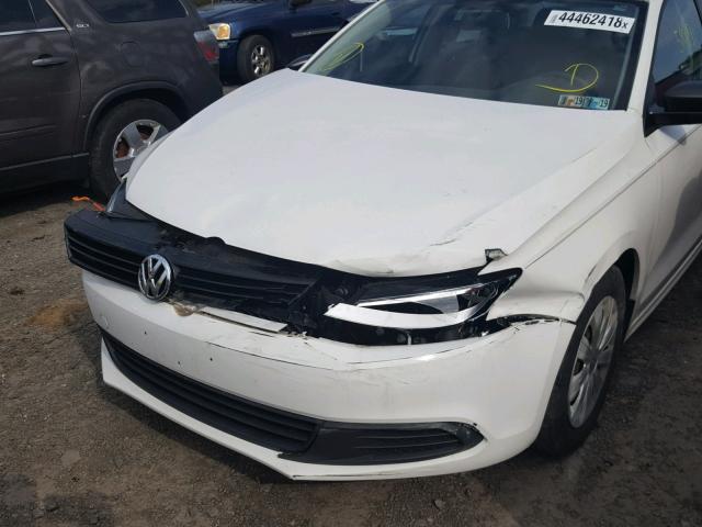 3VW1K7AJ7BM041978 - 2011 VOLKSWAGEN JETTA BASE 白色 照片 9