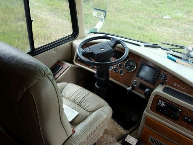 1RF12564222018974 - 2002 ROADMASTER RAIL MONOCOQUE თაფლისფერი ფოტო 5