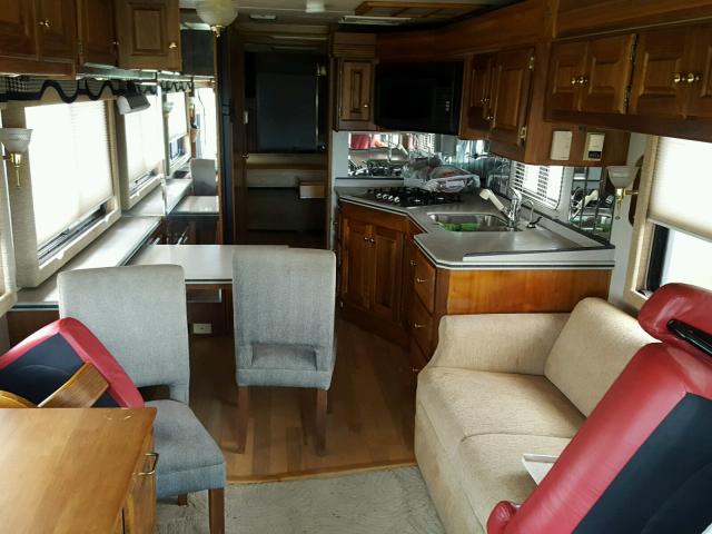 1RF12564222018974 - 2002 ROADMASTER RAIL MONOCOQUE თაფლისფერი ფოტო 6