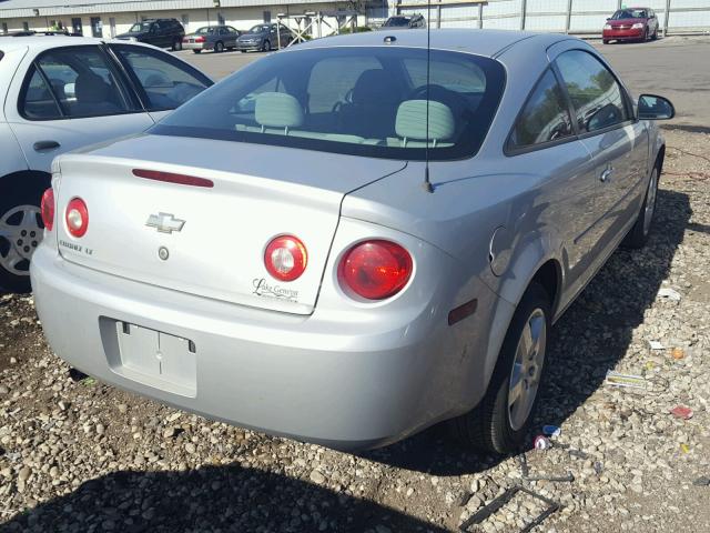 1G1AL15FX77361146 - 2007 CHEVROLET COBALT LT SILVER photo 4