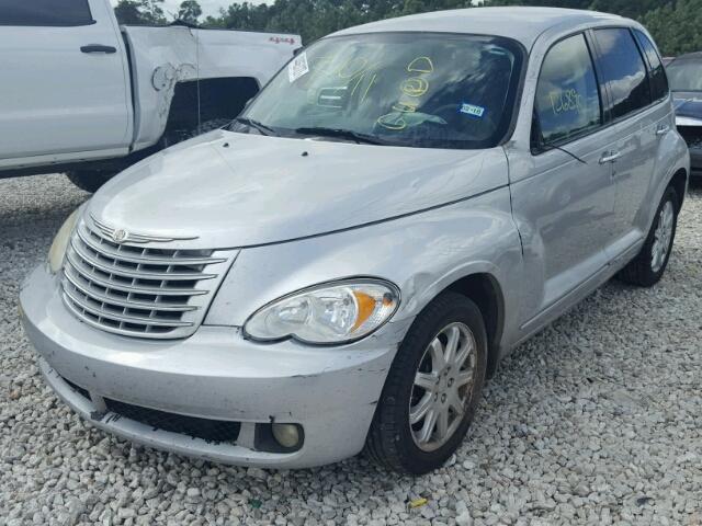 3A8FY58999T598245 - 2009 CHRYSLER PT CRUISER SILVER photo 2