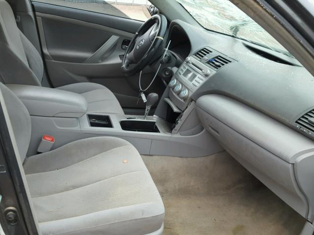 4T1BE46K29U401030 - 2009 TOYOTA CAMRY BASE GRAY photo 5