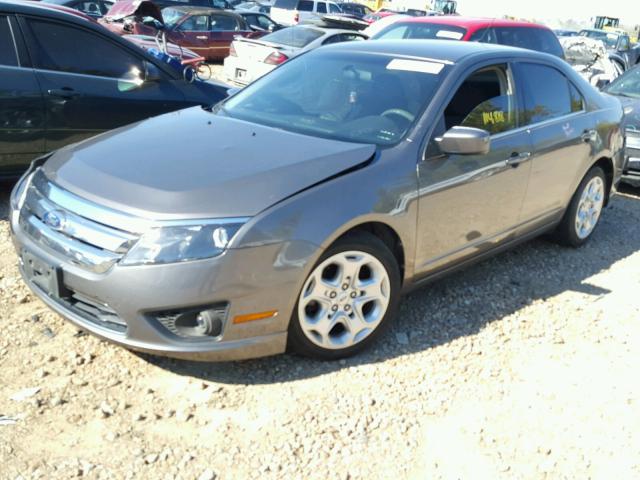 3FAHP0HA2BR192431 - 2011 FORD FUSION SE GRAY photo 2