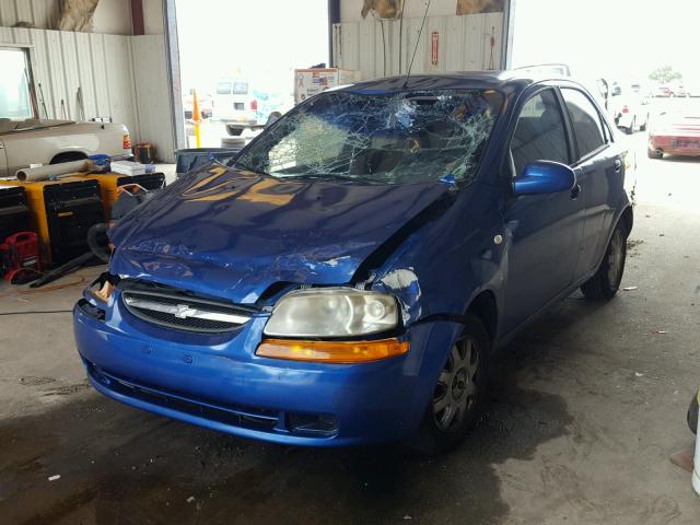 KL1TD52655B482144 - 2005 CHEVROLET AVEO BASE Niebieski zdjęcie 2