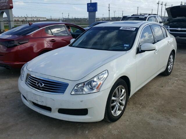 JNKBV61E48M224401 - 2008 INFINITI G35 WHITE photo 2