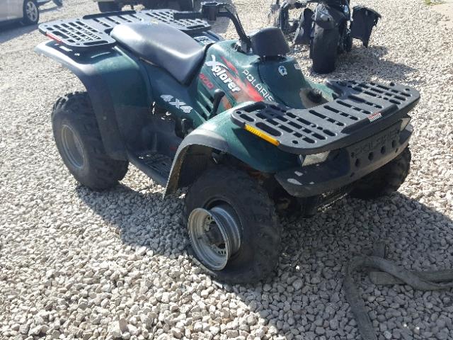 4XACC28C0WC066335 - 1998 POLARIS XPLORER 30 GREEN photo 1