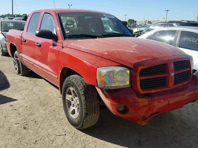 1D7HE48N16S634125 - 2006 DODGE DAKOTA QUA RED photo 1