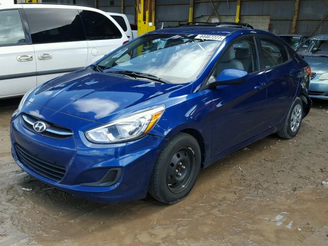 KMHCT4AE4GU956618 - 2016 HYUNDAI ACCENT SE BLUE photo 2