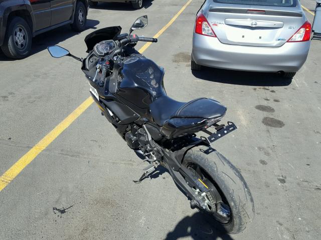 JKAEXEJ12HDA00332 - 2017 KAWASAKI EX650 J შავი ფოტო 3