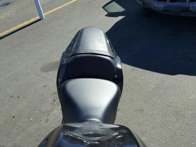 JKAEXEJ12HDA00332 - 2017 KAWASAKI EX650 J შავი ფოტო 6