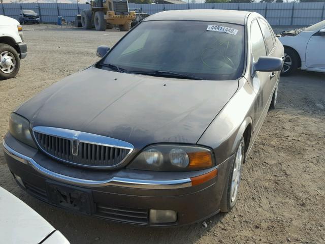 1LNHM86SX2Y709243 - 2002 LINCOLN LS 棕色 照片 2
