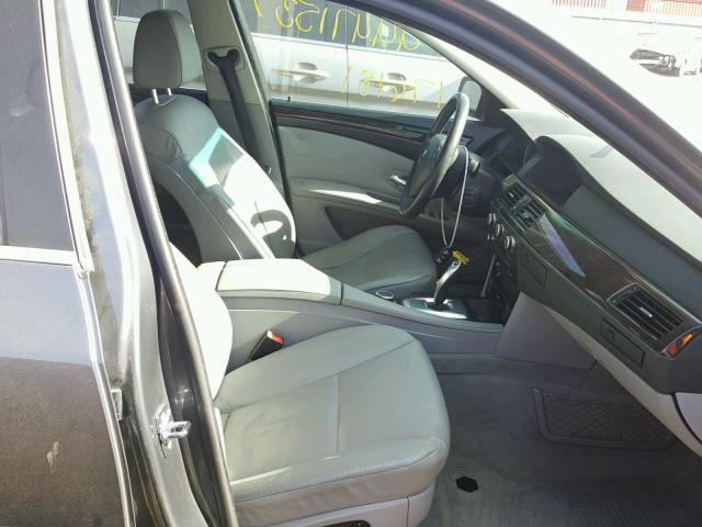 WBAPT73508CX00971 - 2008 BMW 535 GRAY photo 5