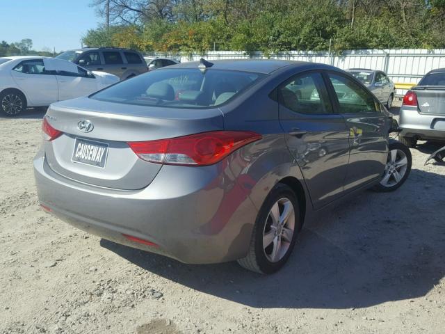 5NPDH4AE7DH435148 - 2013 HYUNDAI ELANTRA GRAY photo 4