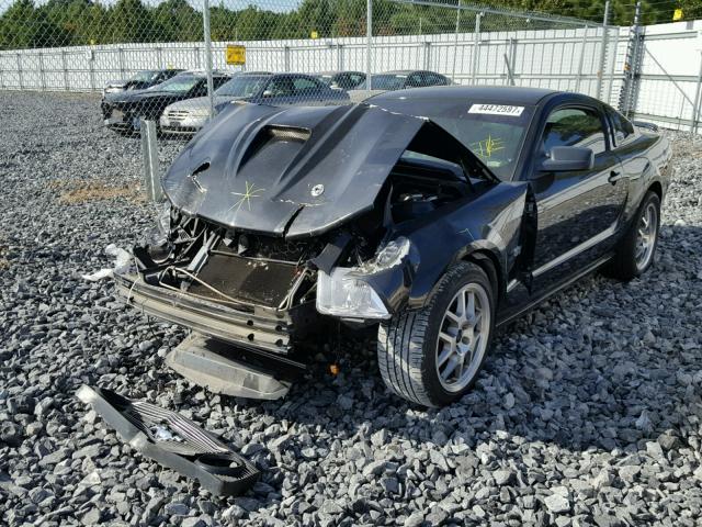 1ZVHT82H055144926 - 2005 FORD MUSTANG GT BLACK photo 2