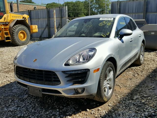 WP1AB2A51HLB13274 - 2017 PORSCHE MACAN S SILVER photo 2