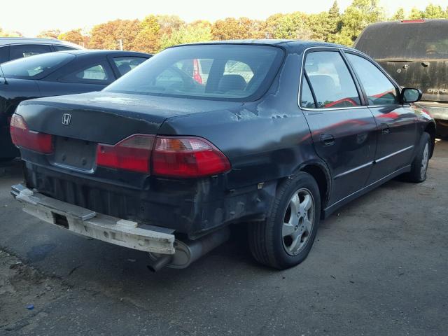 1HGCG5656WA148506 - 1998 HONDA ACCORD EX BLACK photo 4