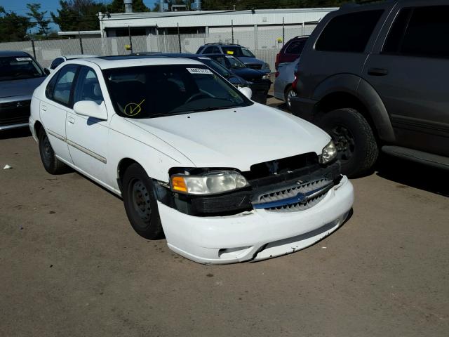 1N4DL01D81C190436 - 2001 NISSAN ALTIMA XE WHITE photo 1