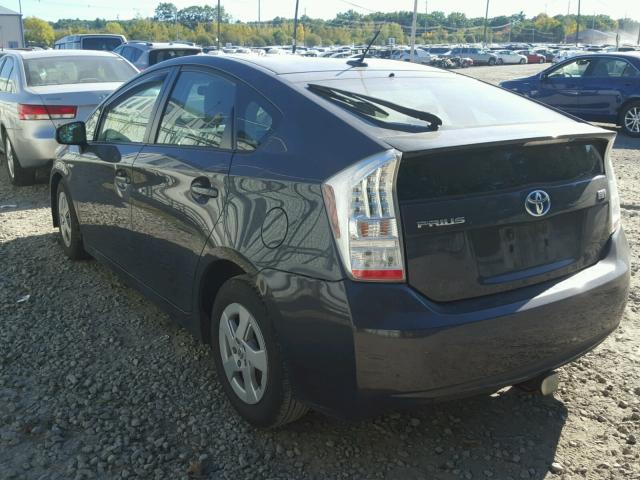 JTDKN3DU9B1417915 - 2011 TOYOTA PRIUS GRAY photo 3