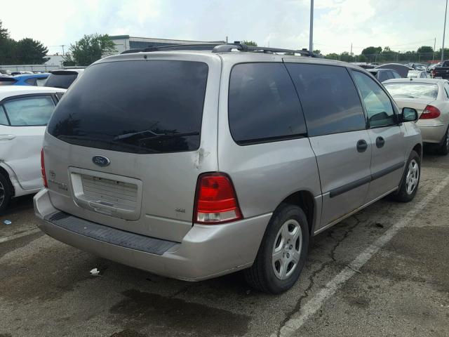 2FMZA51605BA59989 - 2005 FORD FREESTAR SILVER photo 4