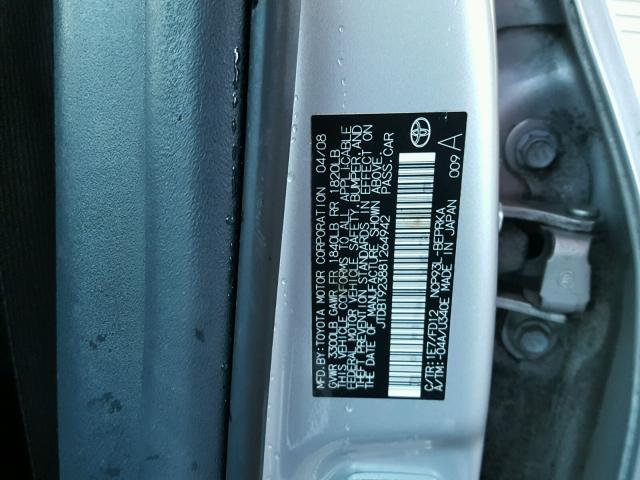 JTDBT923881264942 - 2008 TOYOTA YARIS SILVER photo 10