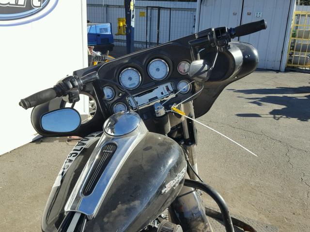 1HD1KBM39CB663556 - 2012 HARLEY-DAVIDSON FLHX STREE BLACK photo 5