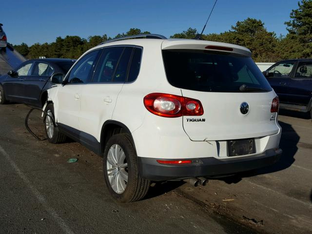 WVGBV7AX6AW000741 - 2010 VOLKSWAGEN TIGUAN SE WHITE photo 3