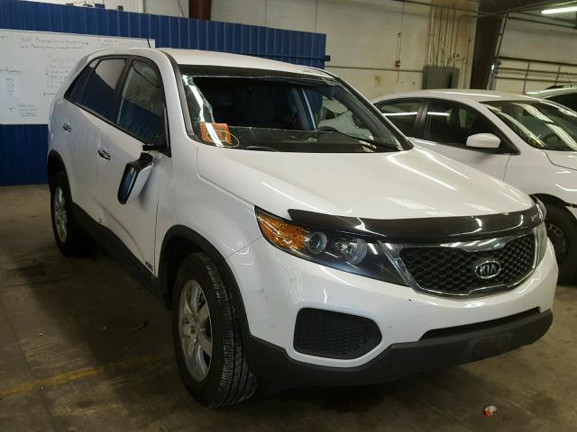 5XYKTCA10BG100198 - 2011 KIA SORENTO BA WHITE photo 1