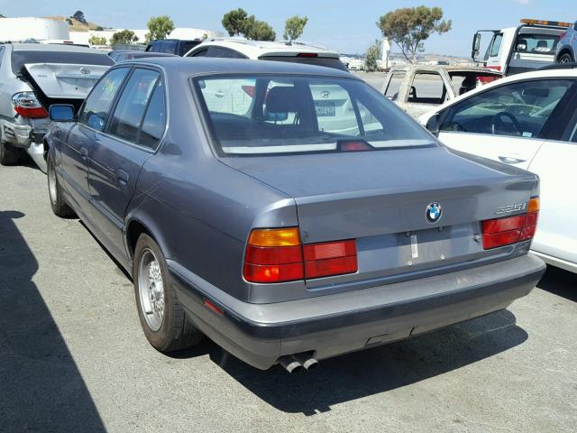 WBAHD6326SGK48252 - 1995 BMW 525 I AUTO GRAY photo 3