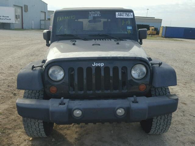 1J4BA6H19AL142492 - 2010 JEEP WRANGLER U BLACK photo 9