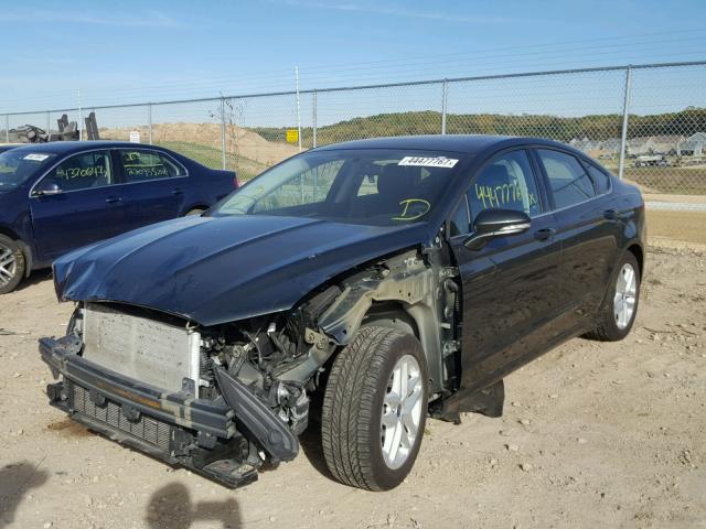 3FA6P0HD6FR191175 - 2015 FORD FUSION SE GRAY photo 2