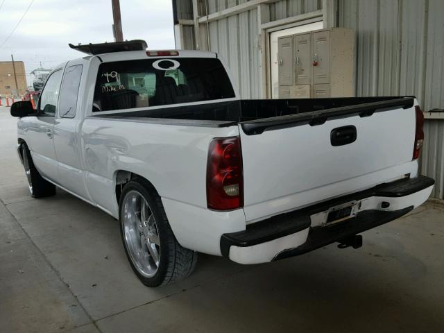 2GCEC19TX31400852 - 2003 CHEVROLET SILVERADO WHITE photo 3