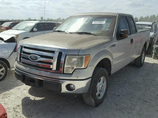 1FTFX1EF9BFB32473 - 2011 FORD F150 SUPER SILVER photo 2