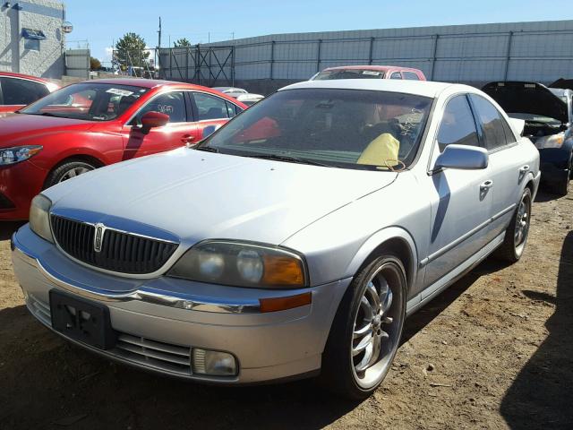 1LNHM86S22Y617673 - 2002 LINCOLN LS Gümüş foto 2