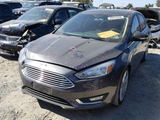 1FADP3N22FL380643 - 2015 FORD FOCUS TITA GRAY photo 2