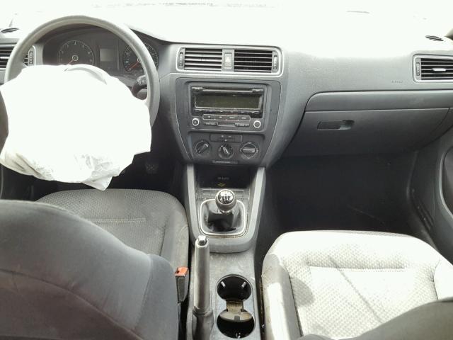 3VW1K7AJ0CM342786 - 2012 VOLKSWAGEN JETTA BASE 银色 照片 9