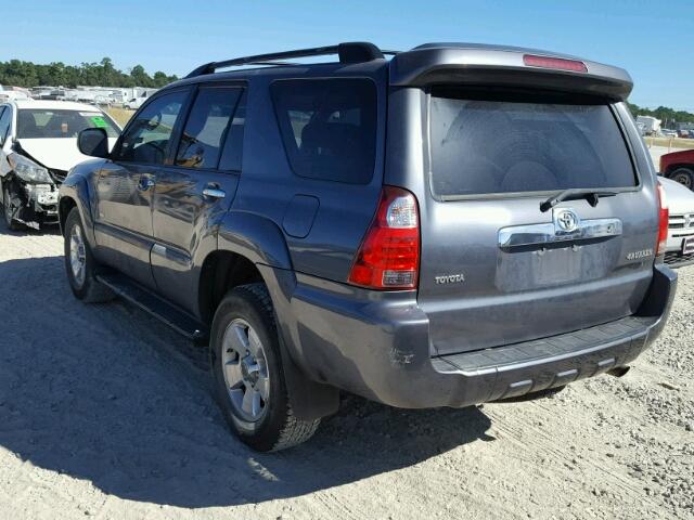 JTEZU14R378077253 - 2007 TOYOTA 4RUNNER SR GRAY photo 3