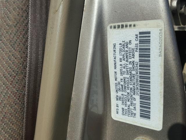 1Y1SK52881Z405342 - 2001 CHEVROLET GEO PRIZM SILVER photo 10