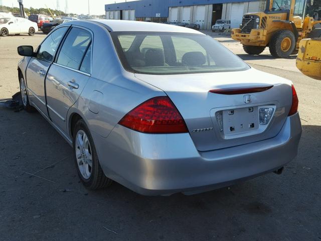 1HGCM56776A073051 - 2006 HONDA ACCORD EX SILVER photo 3