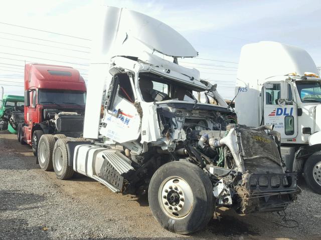 4V4NC9EH8DN144120 - 2013 VOLVO VN VNL WHITE photo 1