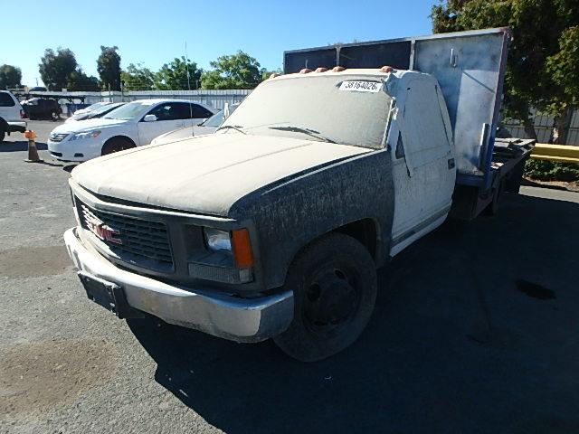 1GDJC34N6SE521860 - 1995 GMC SIERRA C35 WHITE photo 2