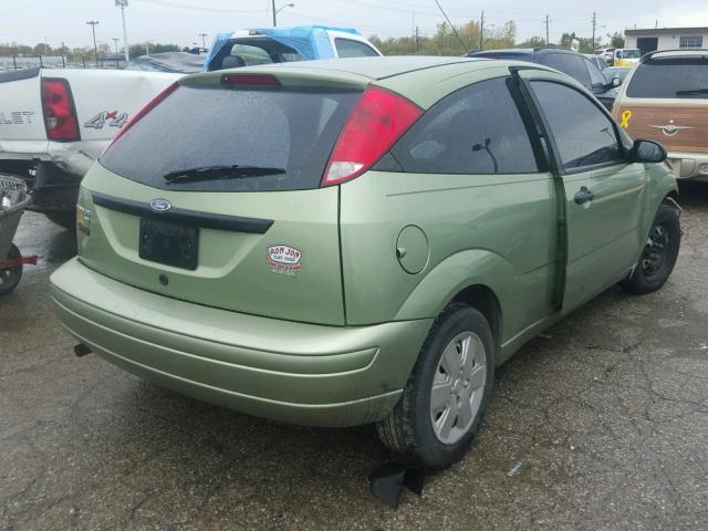 1FAFP31NX7W328282 - 2007 FORD FOCUS ZX3 GREEN photo 4