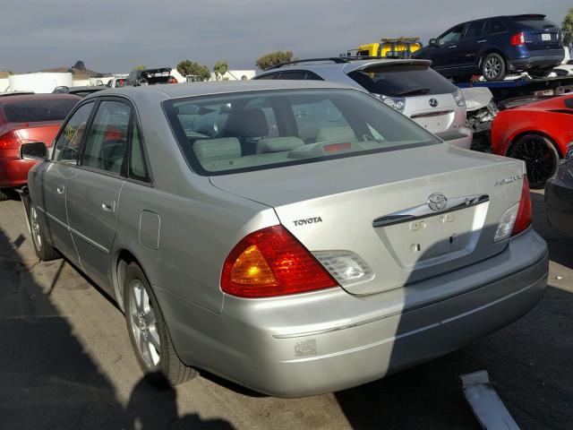 4T1BF28B0YU011542 - 2000 TOYOTA AVALON XL SILVER photo 3