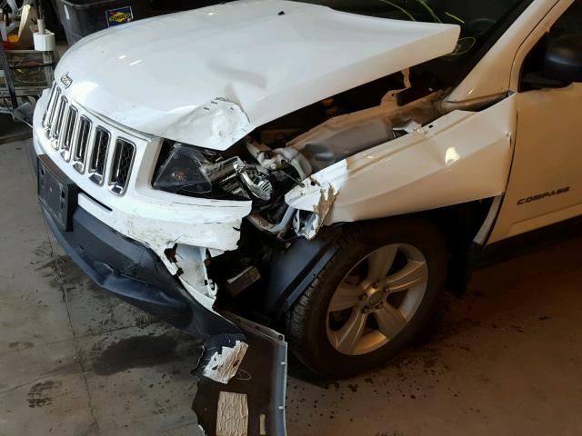 1C4NJDBB0ED800127 - 2014 JEEP COMPASS SP WHITE photo 9