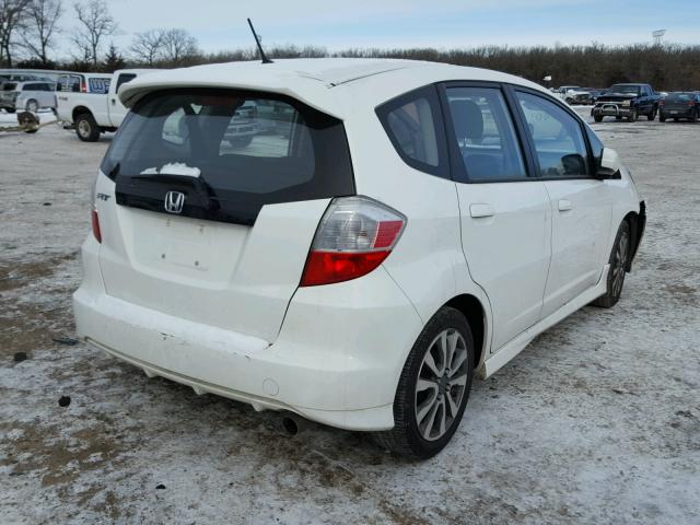 JHMGE8H55DC069994 - 2013 HONDA FIT WHITE photo 4